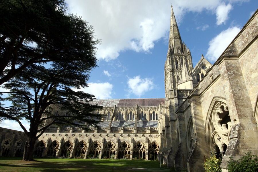 From London: Stonehenge, Windsor and Salisbury Guided Tour - Windsor Castle: State Apartments, art, dolls house, and St George’s Chapel