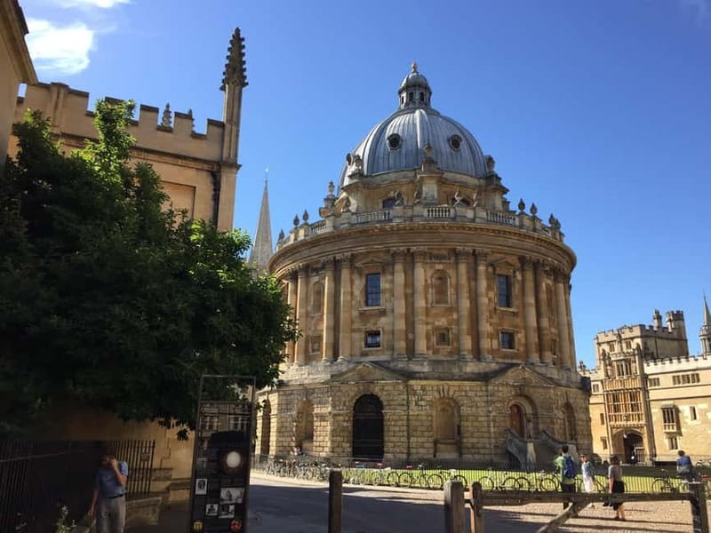 From London: Stratford-upon-Avon, Cotswolds, and Oxford Tour - Bourton-on-the-Water: the fast Venice of the Cotswolds stroll