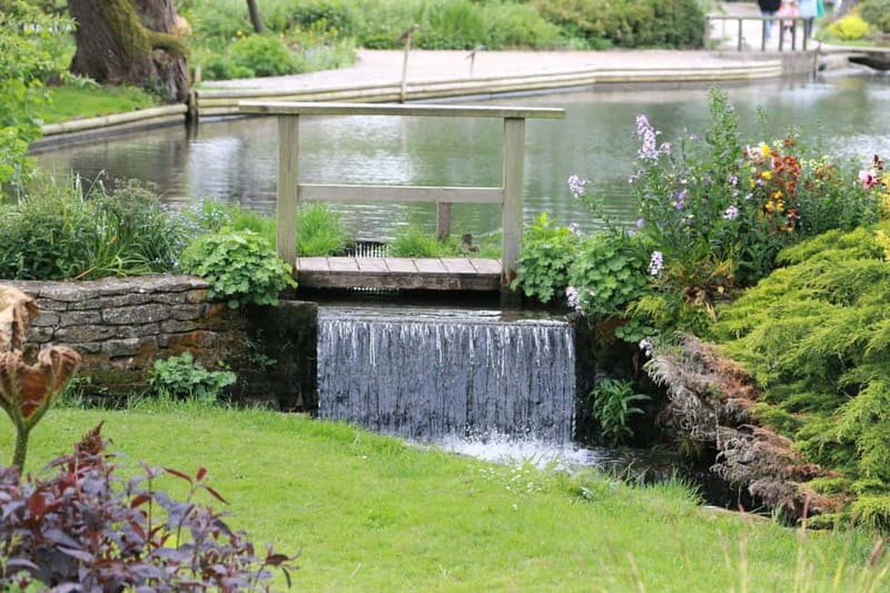 From London: Stratford-upon-Avon, Cotswolds, and Oxford Tour - Price and logistics: what $1,113 per group buys you