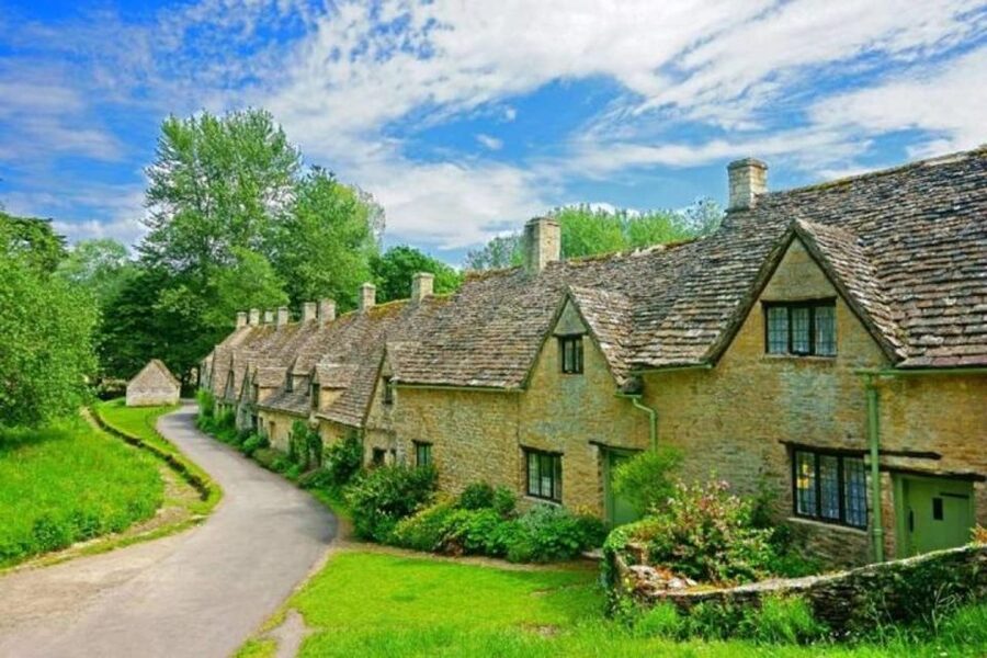 From London: The Cotswolds Day Trip with Lunch - Bourton-on-the-Water: the Cotswolds stop built for walking and photos