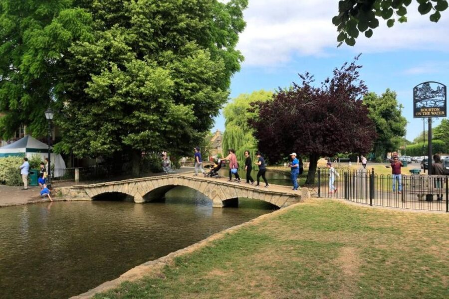 From London: The Cotswolds Day Trip with Lunch - Timing and transportation: the long day reality check