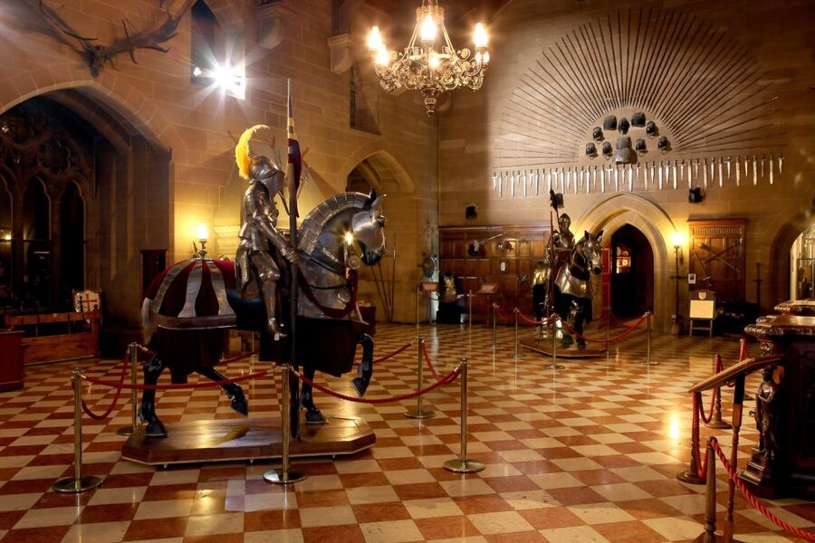From London: Warwick, Oxford, Stratford & Cotswolds Day Tour - Warwick Castle: Great Hall, State Rooms, and a View That Explains the Whole Place