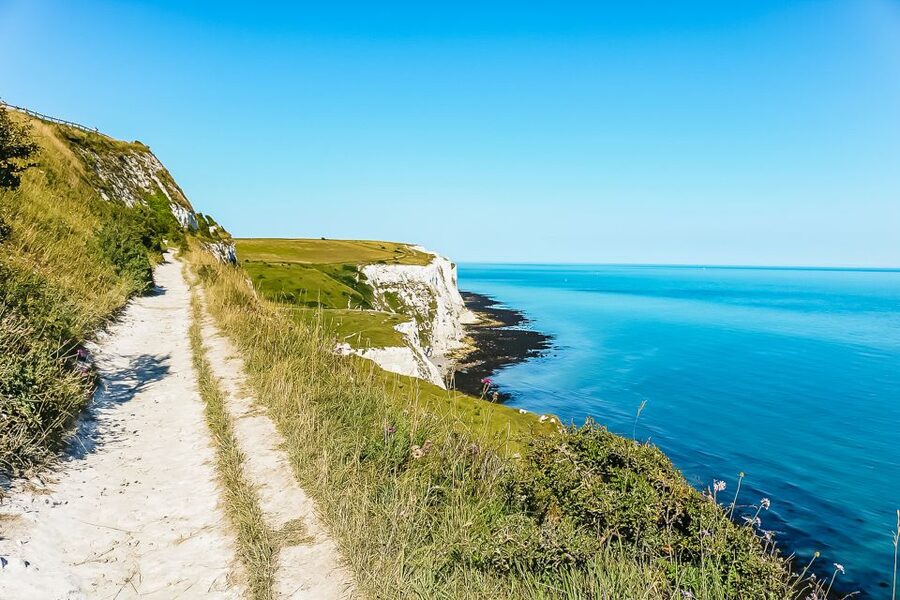 From London: White Cliffs of Dover and Canterbury Day Trip - Starting in Blackfriars and riding the Kent day-trip rhythm