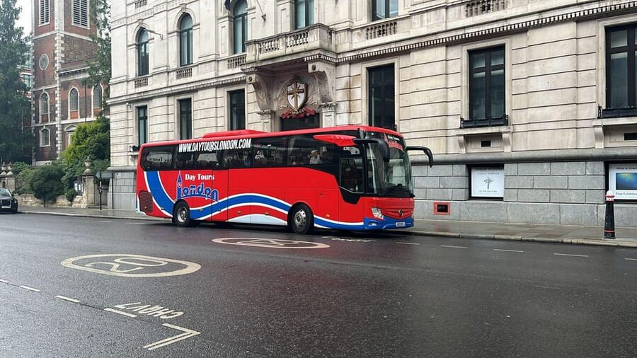From London: White Cliffs of Dover and Canterbury Day Trip - Price and what you’re really paying for (and what to budget)