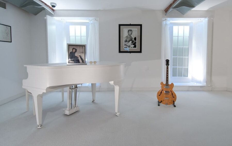 Full-Day Beatles and Liverpool Tour from London - Key things to know before you go