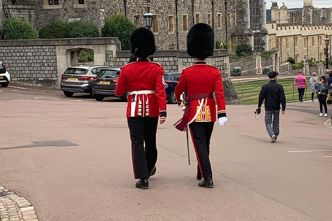 Full Day Excursion Royal London & Windsor in an Iconic London Black Cab - Your private London hotel pickup to set the tone