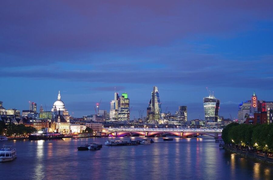 Full Day London Private Tour Including London Pass - Don’t miss The Shard entry and the 80-plus site offer