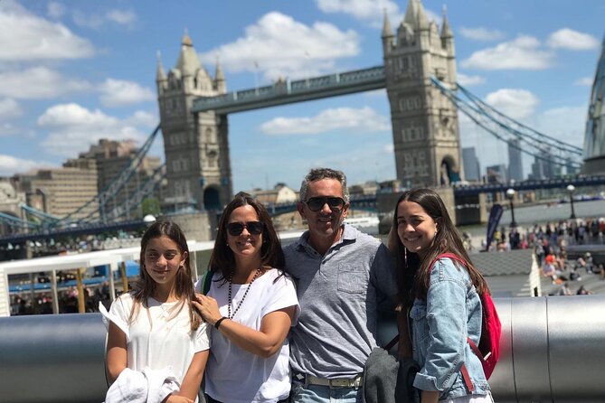 Full Day Private Walking Tour with Skip-the-Line Tower of London - Roman walls and the Thames-side Custom House before the Tower