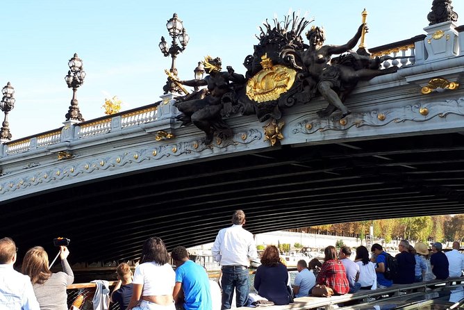 Full-Day Self-Guided Paris Tour from London by Eurostar with Seine River Cruise - Notre-Dame to Eiffel Tower: choosing your own pace without losing the day