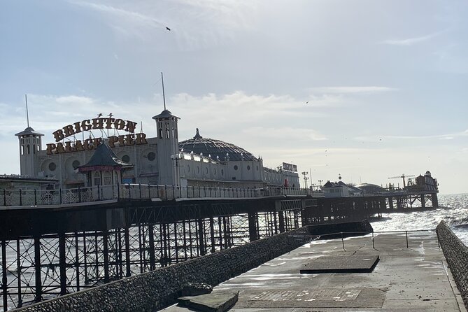 Fully Guided History Tour of The City of Brighton - Royal Pavilion on the Seafront: A Palace Built for Drama