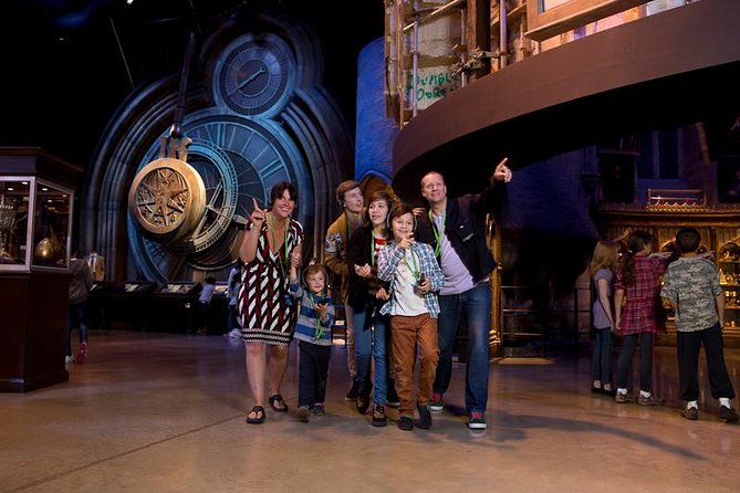 Fully Guided Tour of Warner Bros Studio Tour London – The Making of Harry Potter - Platform 9 ¾ and the Hogwarts Express Moment