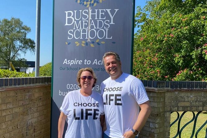 George Michael London Tour by Black Taxi - Kingsbury: George Michael’s school mural and an easy selfie stop