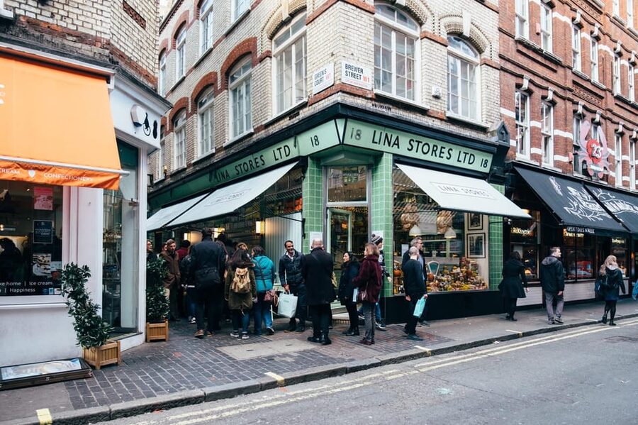German London : The Ultimate Walking tour - Swinging ’60s on the sidewalk: Hendrix, Rolling Stones energy, and more