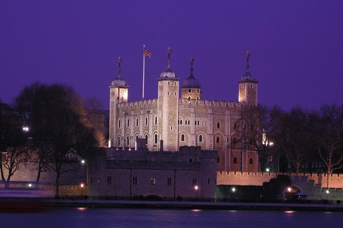 Ghastly Ghost Walking Tour in London - St. Paul’s Cathedral at Night: A Landmark You Can Hear Around