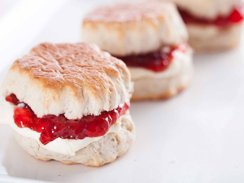 Great London Food Tour: South Bank, 3 Markets & Brick Lane - British classics: pies and oyster as your comfort-food anchor