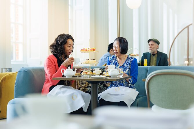 Guided Kensington Palace Tour, Royal Guard Change & Afternoon Tea - Kensington Palace with Audio Guide: Explore Like a Visitor, Not a Clip Through