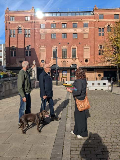 Hackney, Shoreditch & Spitalfields: politics and culture - Boundary Estate at Arnold Circus: housing history you can see