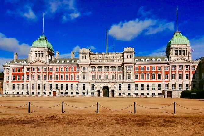 Half Day Discover London Taxi Tour - Starting at Embankment: a smooth kickoff near Westminster