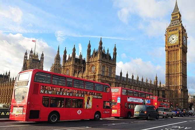 Half day London Private Tour in Executive Luxury Vehicle - Changing of the Guard outside Buckingham Palace: the main event