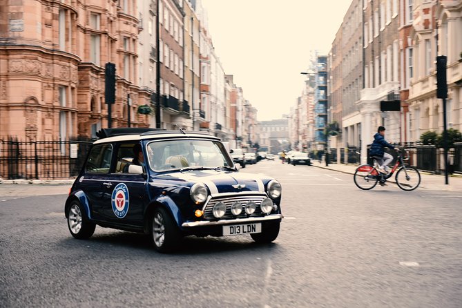 Half Day Tour in a classic Mini Cooper - Borough Market: A 10-Minute Market Moment (Coffee Included)