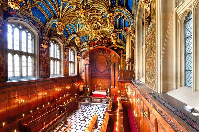 Hampton Court Palace Entrance Ticket - Costumed guide talks in the State Apartments: when you should catch them