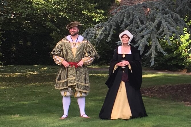 Hampton Court Palace Half Day Trip from London with Tickets - Service feel: the best parts and the potential letdowns