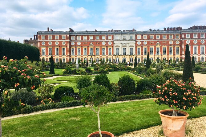 Hampton Court Palace Half Day Trip from London with Tickets - Who this half-day Hampton Court trip is best for