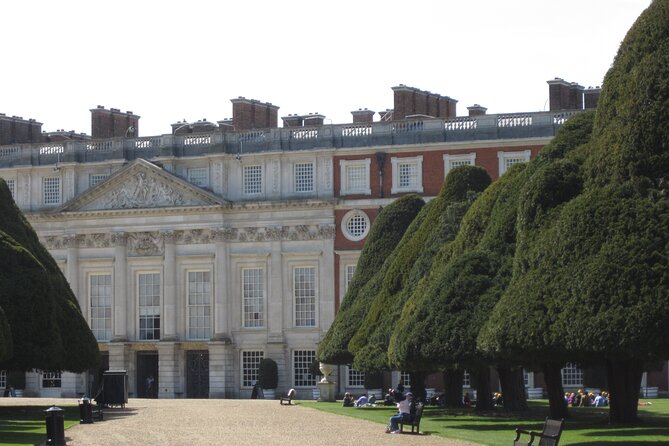 Hampton Court Palace Private Tour - discovering the excesses of Henry VIII - Great Watching Chamber: politics, waiting, and Jane Seymour’s ceiling story