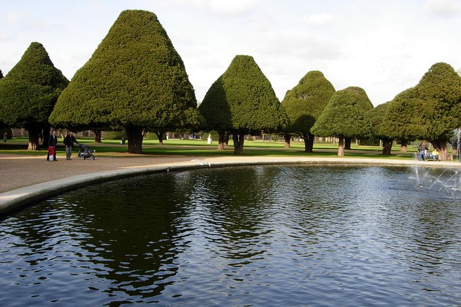 Hampton court palace private tour from London - Price and value: is $275.22 per person worth it?