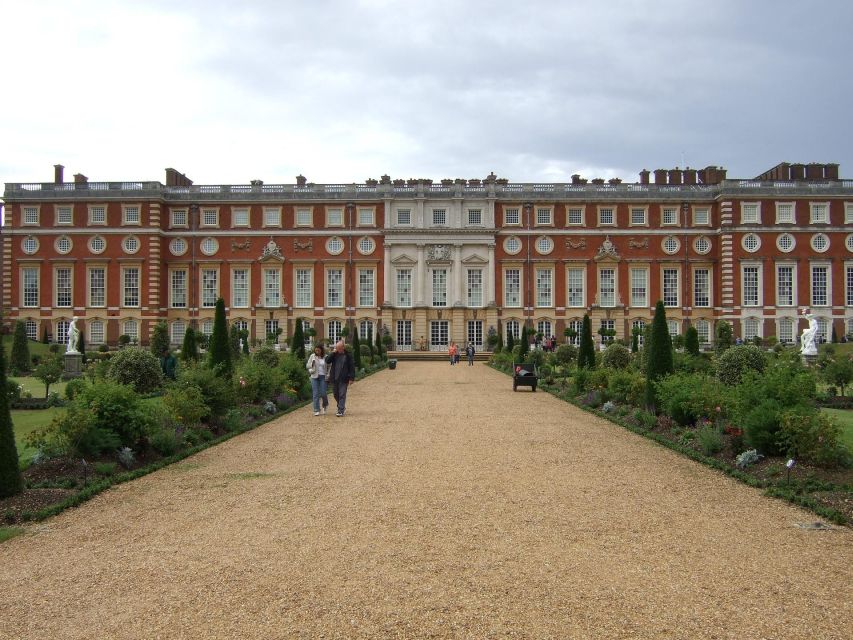 Hampton Court Palace Private tour With Fast Track Entry - Food, pacing, and timing: how to avoid wasting your 5 hours