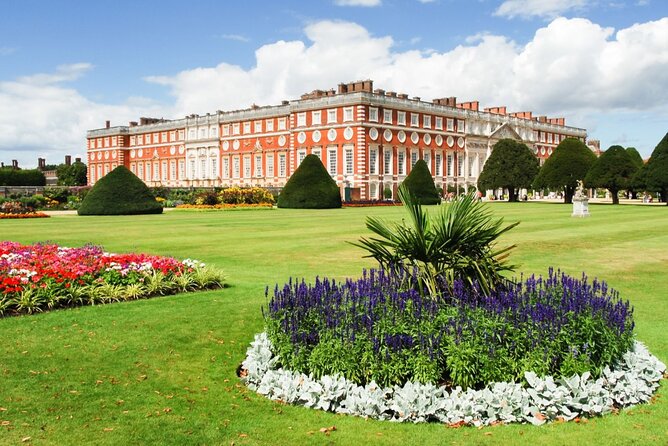 Hampton Court Palace & Windsor Castle Private Car Tour from London - Included Tickets and Audio Guides: What You’re Paying For (and What You’re Not)