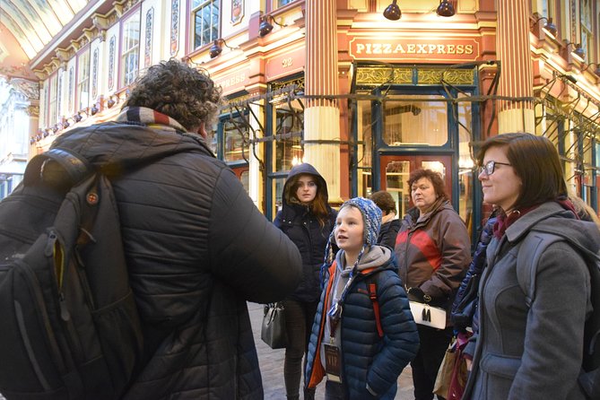 Harry Potter Bus Tour of Filming Locations - Stop-by-stop: from Parliament and St Paul’s to a Knight-Bus style crossing