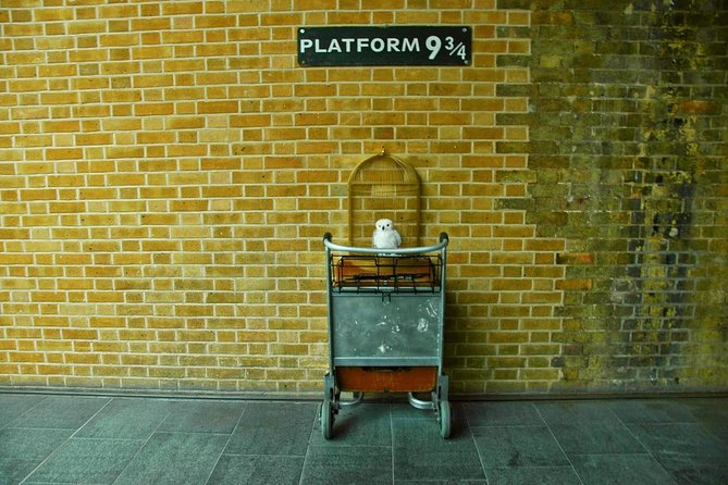Harry Potter Film Location Walking Tour & Thames River Cruise - House of Spells shopping: butterbeer dreams and a discount code