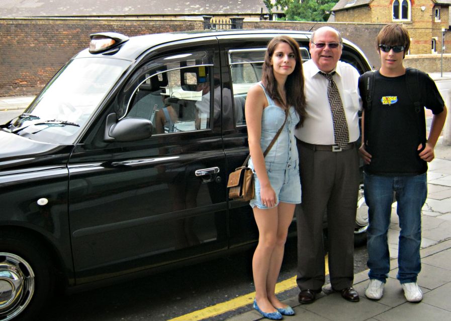 Harry Potter film locations Tour in London - Gringotts Bank and the Knight Bus bridge in one smooth ride