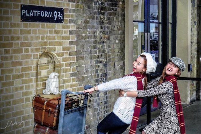 Harry Potter London Sights and Film Locations - Private Tour - Cecil Court: a photo-friendly slice of magical shopping streets