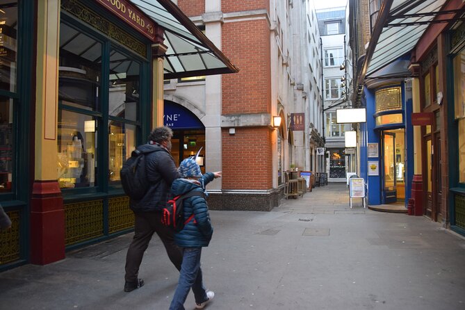 Harry Potter London Small Group Walking Tour - Stop 3: Leadenhall Market and the Leaky Cauldron connection