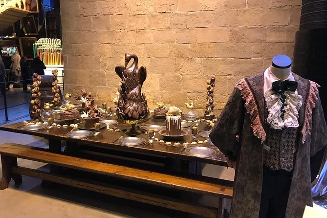 Harry Potter Studio Tickets and London Film Locations Guided Tour - How the guides shape what you take away (Sofie and Rebecca as examples)