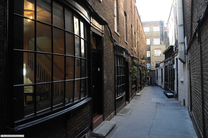 Harry Potter Tour & Magical Afternoon Tea - House of Spells Shopping Time (and How to Use the Discount Code)