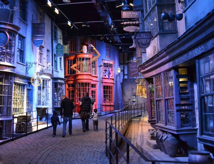 Harry Potter: Warner Bros. Studio Tour from King's Cross - Beyond the sets: costumes, props, and how special effects work in real life