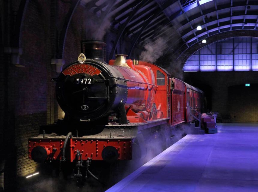 Harry Potter: Warner Bros. Studio Tour from King's Cross - Inside the magic: Great Hall, Dumbledore’s office, and the photo moments