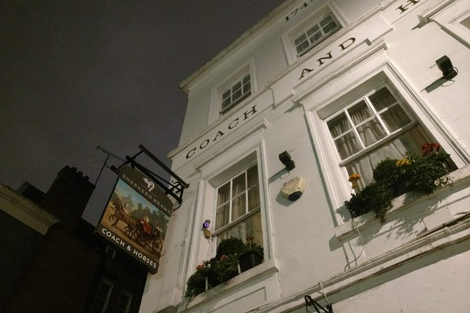 Haunted London: Ghost Hunt Self-Guided Walking Adventure - Queen’s Chapel beside St James’s Palace: Palladian design and royal stories