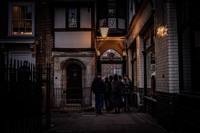 Haunted London: Night Ghost Walking Tour - Meeting at Charterhouse Square (8:00 pm) and Getting Ready
