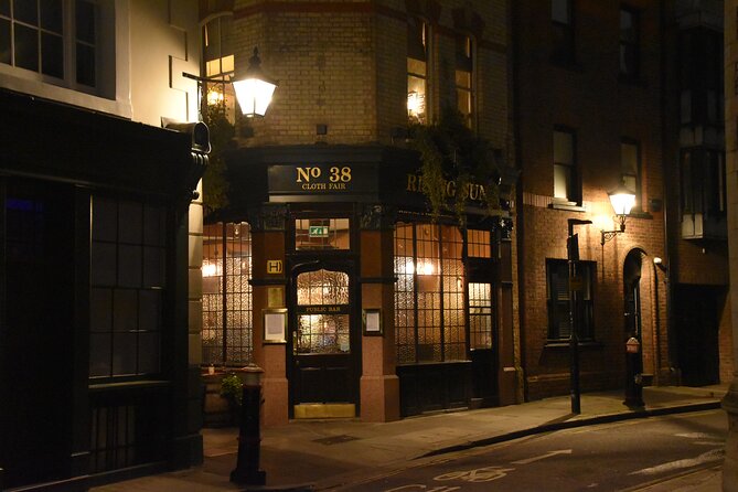 Haunted Pub Tour of London - Stop 5: The Cockpit and a ghost that calls for help