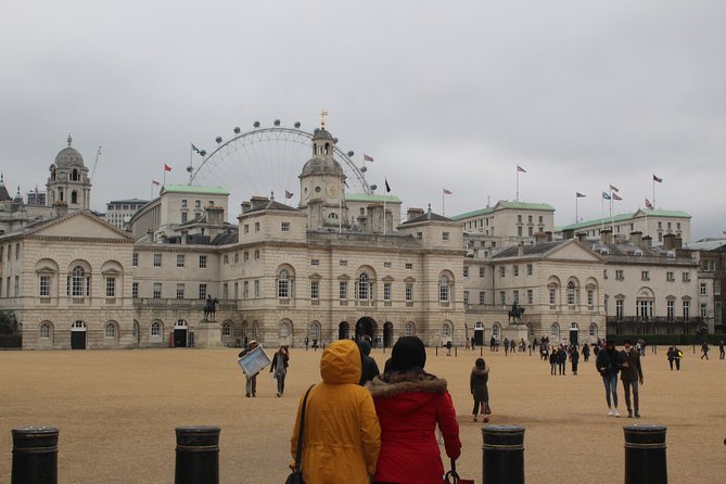 Heathrow Airport to London Arrival Transfer - Finding Your Driver at Heathrow: WHSmith and Costa Matter