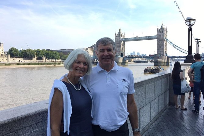 Heathrow Layover Experience: Private Full-Day Black Cab Tour - St James’s Palace: A Short, Efficient Royal Stop
