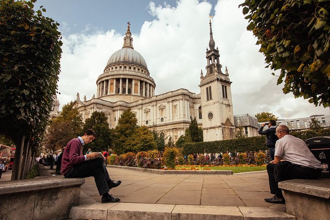 Highlights & Hidden Gems With Locals: Best of London Private Tour - Stop 3: Trafalgar Square and St Martin-in-the-Fields (About an Hour)