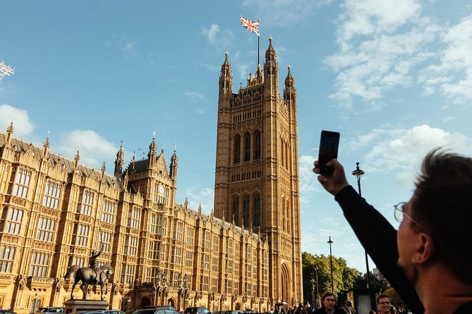 Highlights & Hidden Gems With Locals: Best of London Private Tour - Pacing, Photos, and How the Tour Adjusts to Your Interests