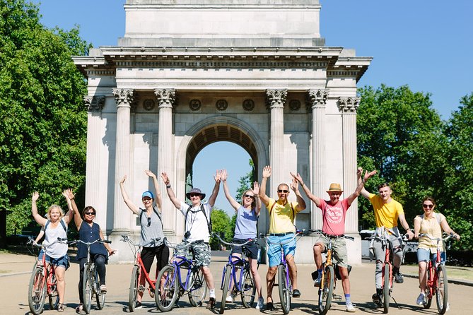 Highlights of Royal London Bike Tour including Hyde Park - Getting Oriented at Unlimited Biking (Mepham Street)