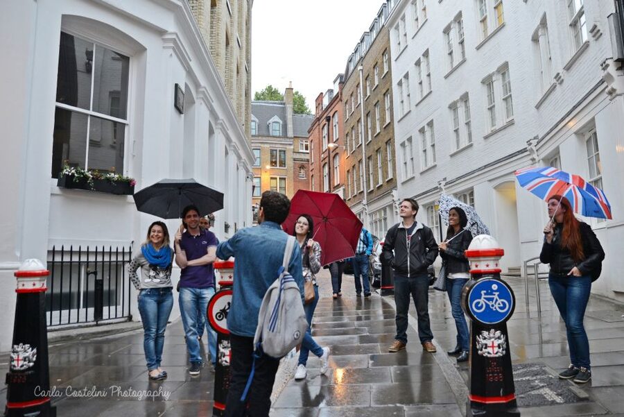 Historic pub tour with Brazilian guide (in Portuguese) - Key highlights to look forward to