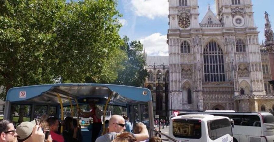 Hop-on Hop-off London Bus Tour & Westminster Abbey - Westminster Abbey included: what you’re really paying for